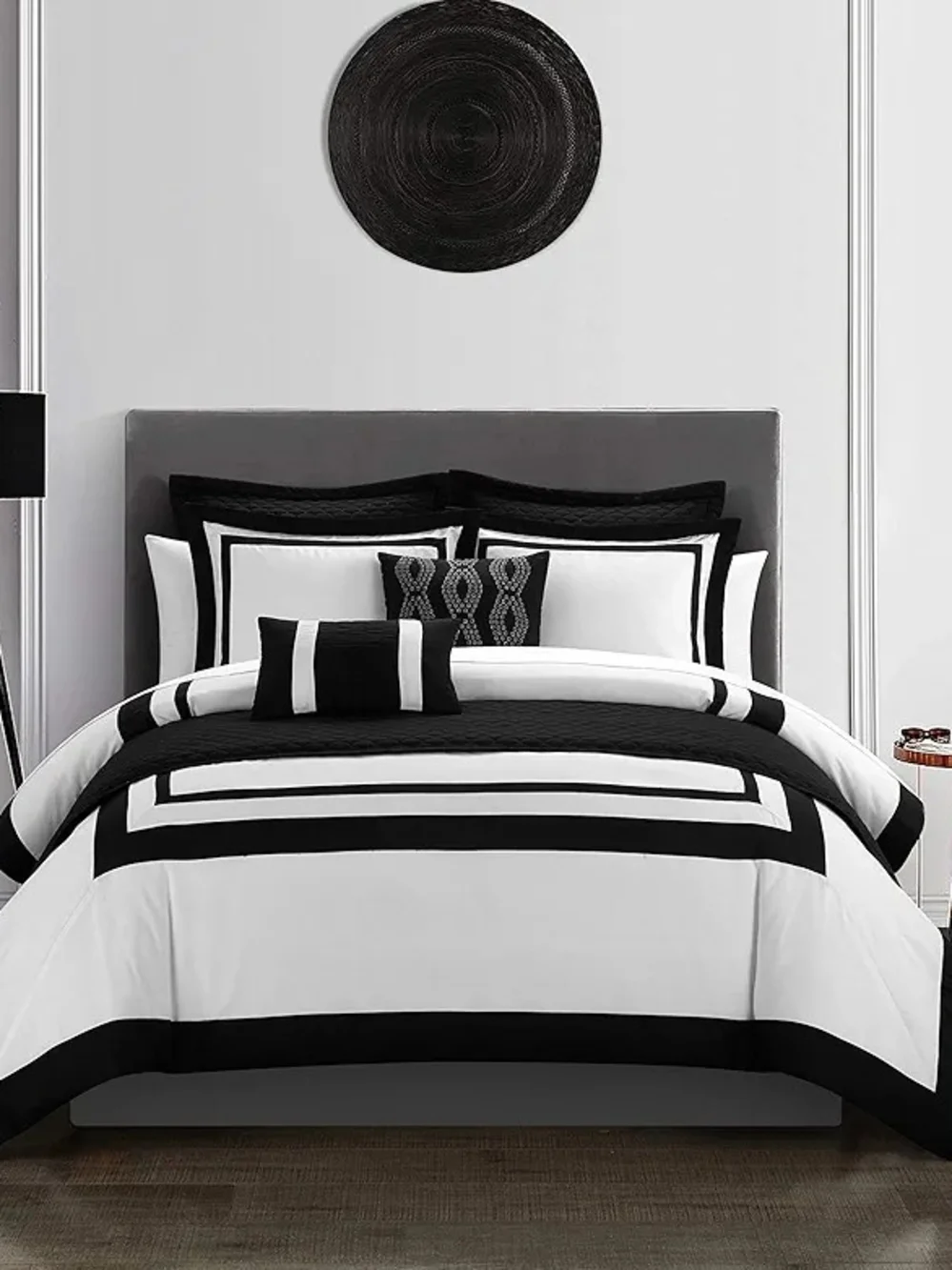Black & White Geometric Comforter Set New